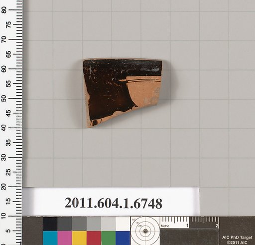 Terracotta rim fragment of a kylix (drinking cup)