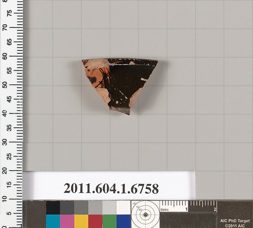 Terracotta rim fragment of a kylix (drinking cup)