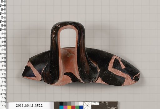 Terracotta rim fragment of a kylix (drinking cup)