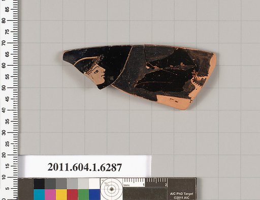Terracotta rim fragment of a kylix (drinking cup)