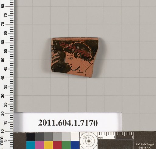 Terracotta rim fragment of a kylix (drinking cup)