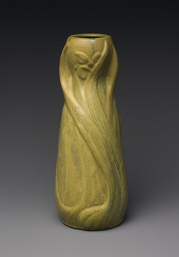 Vase with daffodils