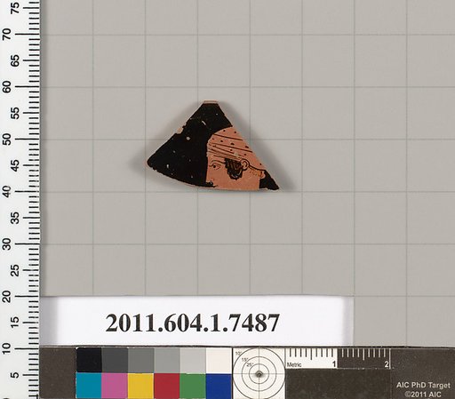 Terracotta rim fragment of a kylix (drinking cup)