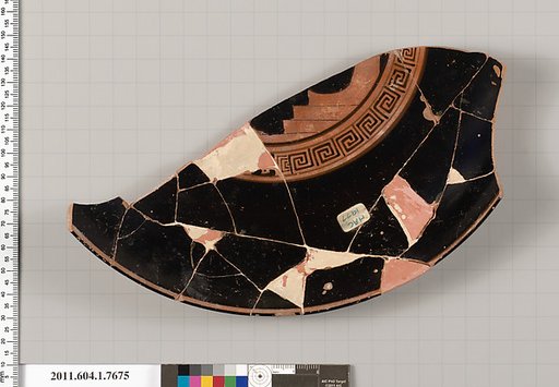 Terracotta rim fragment of a kylix (drinking cup)