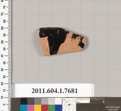Terracotta rim fragment of a kylix (drinking cup)