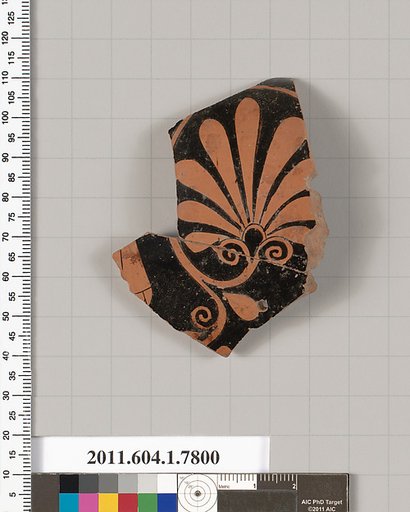 Terracotta rim fragment of a kylix (drinking cup)