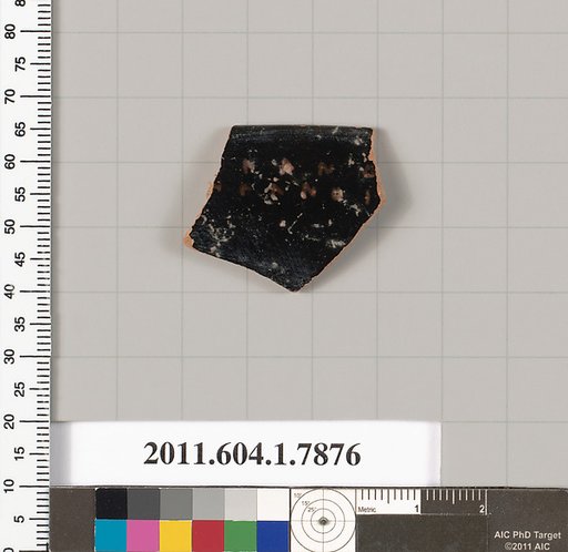 Terracotta rim fragment of a kylix (drinking cup)