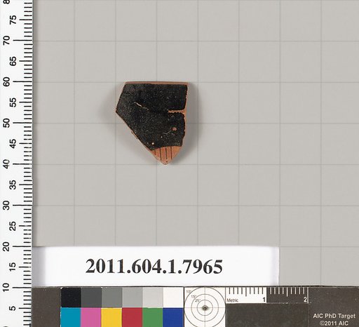 Terracotta rim fragment of a kylix (drinking cup)