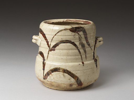 Water jar (Mizusashi) with autumn grasses