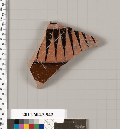Terracotta fragment of a lekanis lid (covered dish)