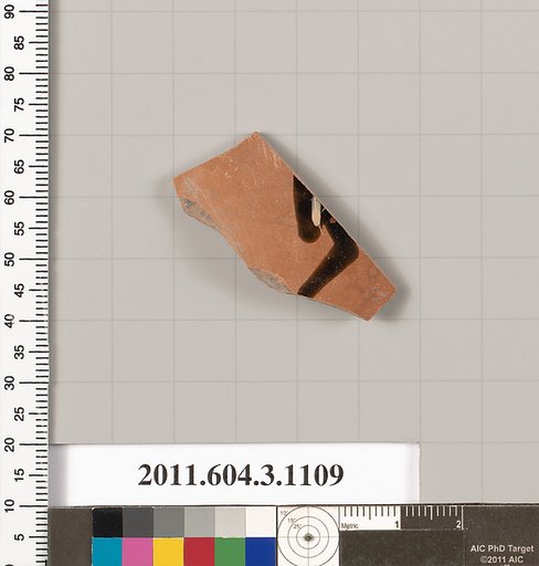 Terracotta fragment of a mastoid (drinking cup with narrow base) or a kyathos (cup-shaped ladle)