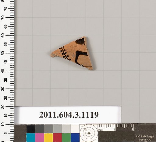 Terracotta fragment of a mastoid (drinking cup with narrow base) or a kyathos (cup-shaped ladle)