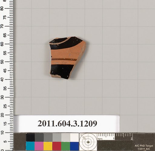 Terracotta fragment of a mastoid (drinking cup with narrow base) or a kyathos (cup-shaped ladle)