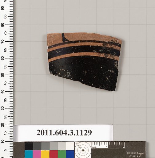 Terracotta fragment of a mastoid (drinking cup with narrow base) or a kyathos (cup-shaped ladle)
