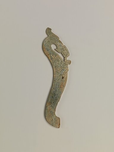 Pendant in the shape of a crested dragon