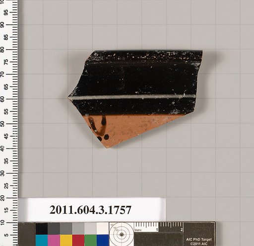 Terracotta rim fragment of a kylix: Band cup (drinking cup)