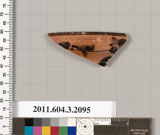 Terracotta rim fragment of a kylix (drinking cup)