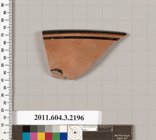 Terracotta rim fragment of a kylix (drinking cup)