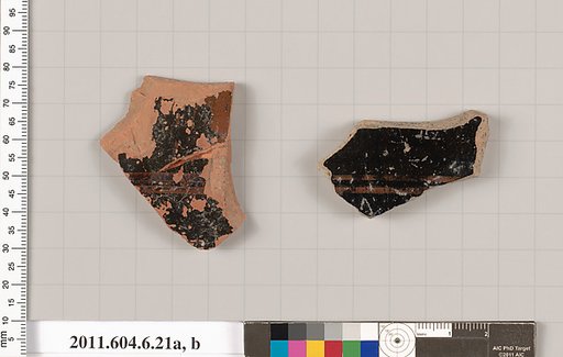Terracotta fragments of closed shapes