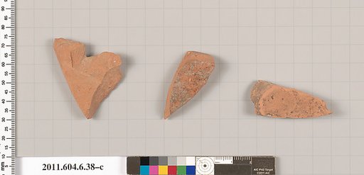 Terracotta fragments of closed shapes