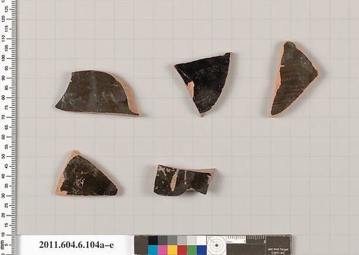 Terracotta fragments of closed shapes