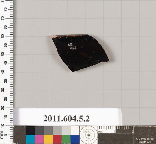 Terracotta rim fragment of a kylix (drinking cup)