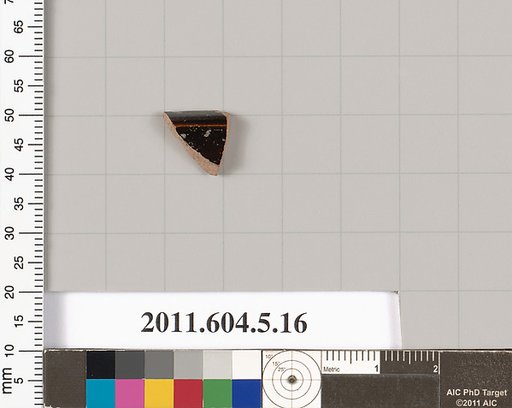 Terracotta rim fragment of a kylix (drinking cup)