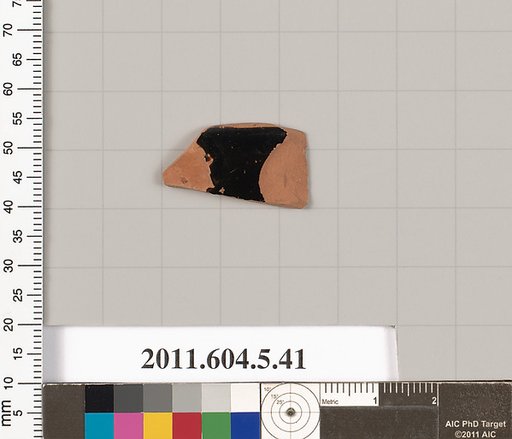 Terracotta rim fragment of a kylix (drinking cup)