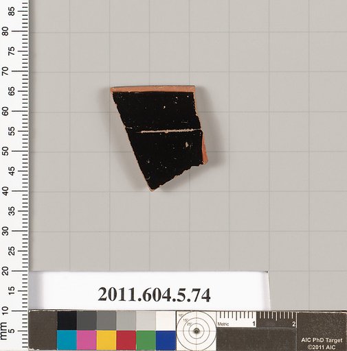 Terracotta rim fragment of a kylix (drinking cup)