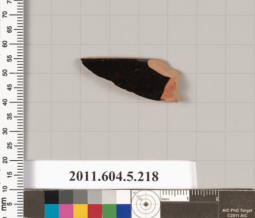 Terracotta rim fragment of a kylix (drinking cup)