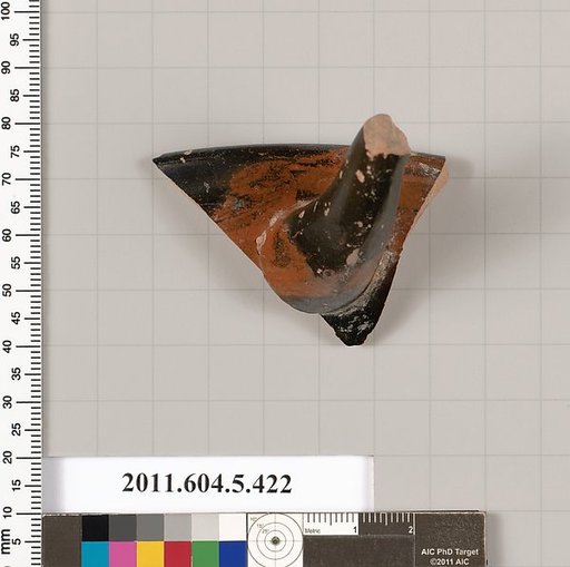 Terracotta rim fragment of a kylix (drinking cup)