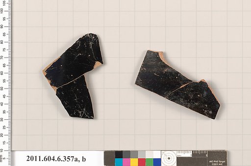 Terracotta fragments of closed shapes