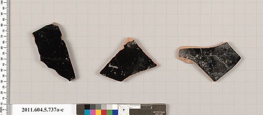 Terracotta fragments of kylikes (drinking cups)