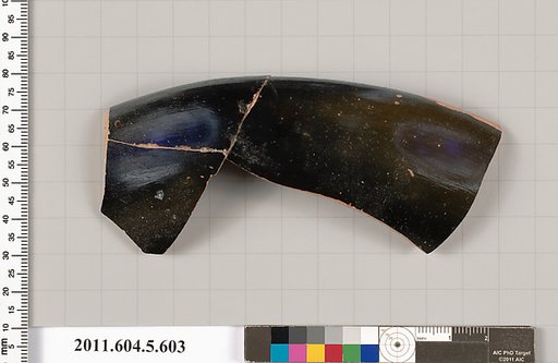 Terracotta rim fragment of a kylix (drinking cup)
