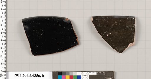 Terracotta rim fragments of kylikes (drinking cups)