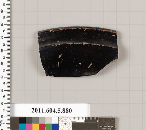 Terracotta rim fragment of a kylix (drinking cup)