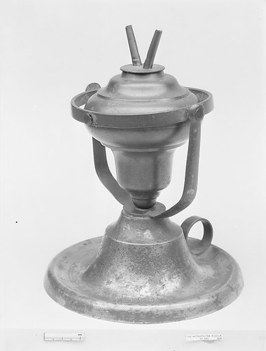 Swinging Lamp