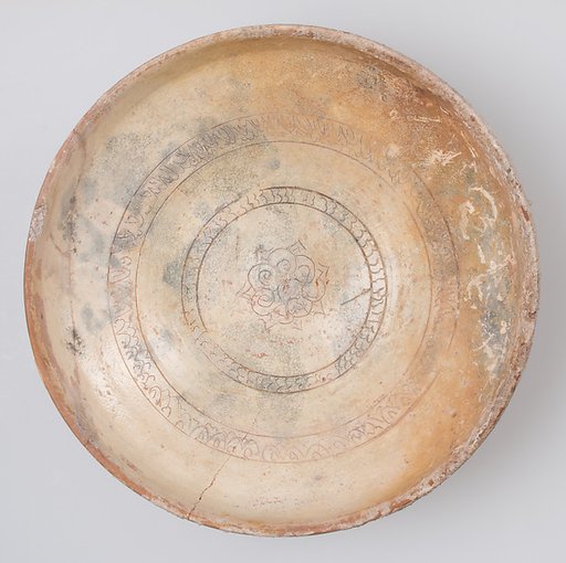 Bowl with incised decoration