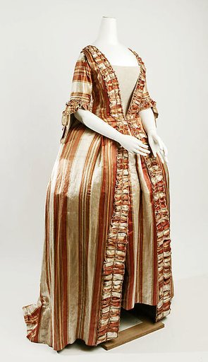 Robe à la française