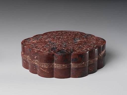 Lobed box and cover with double phoenix
