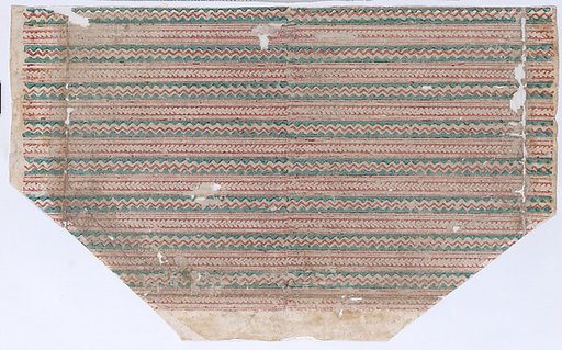Sheet with red and green zigzag pattern