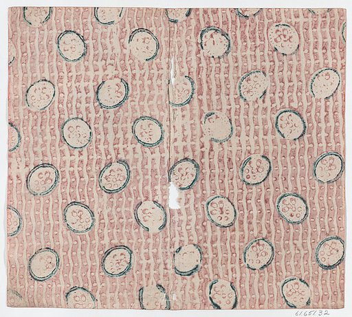 Sheet with curved line and oval pattern