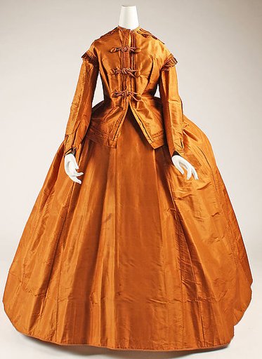 Visiting dress