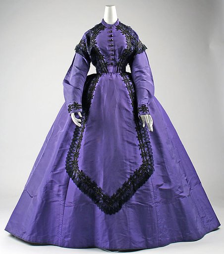 Visiting dress