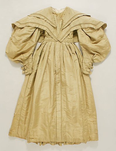 Walking dress
