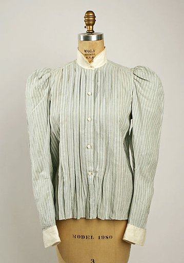 Shirtwaist