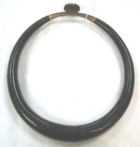 Neck torc