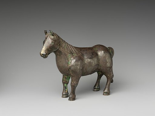 Paperweight in the shape of a horse