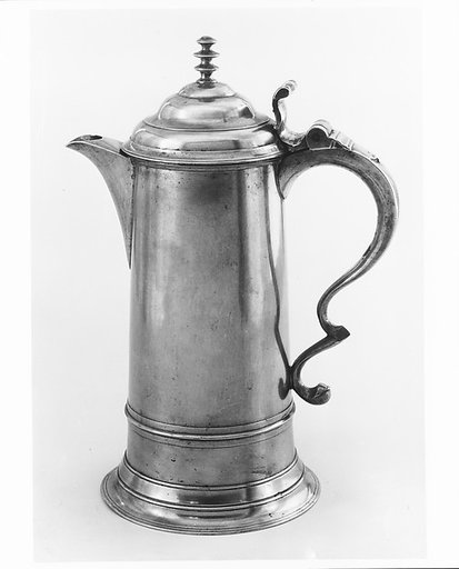 Two-quart Flagon