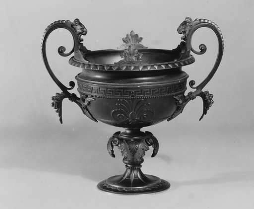 Urn